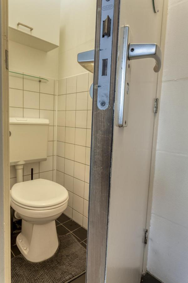 B&B 1971 Hazenstraat - Shared Bathroom アムステルダム エクステリア 写真